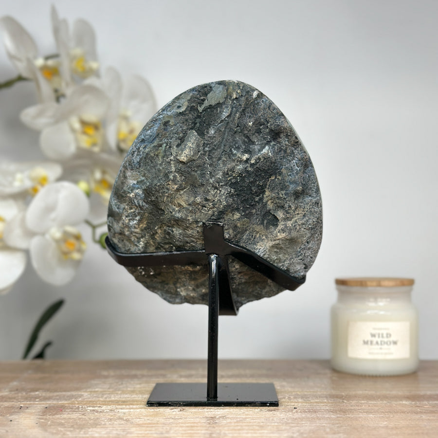 Beautiful Grey Tone Sugar Druzy Geode - MWS1692