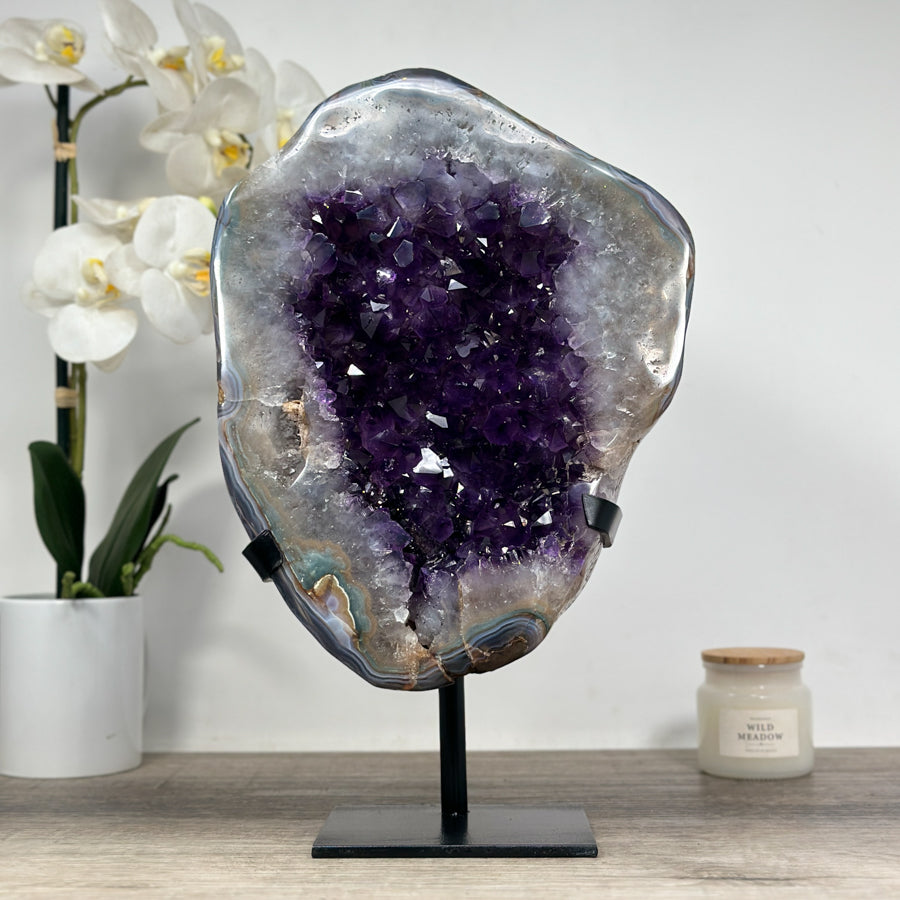 Unique Amethyst Crystal - Hand-Polished, Perfect for Spiritual Practices
