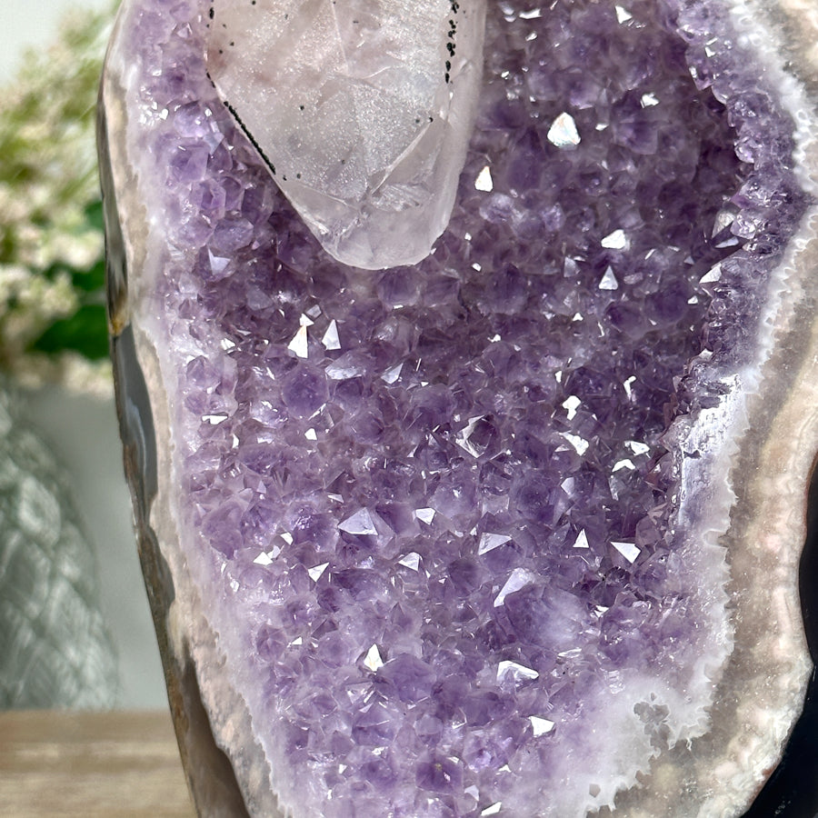 Unique Amethyst Geode, Calcite Crystal, Agate &amp; Jasper Shell - CBP0412