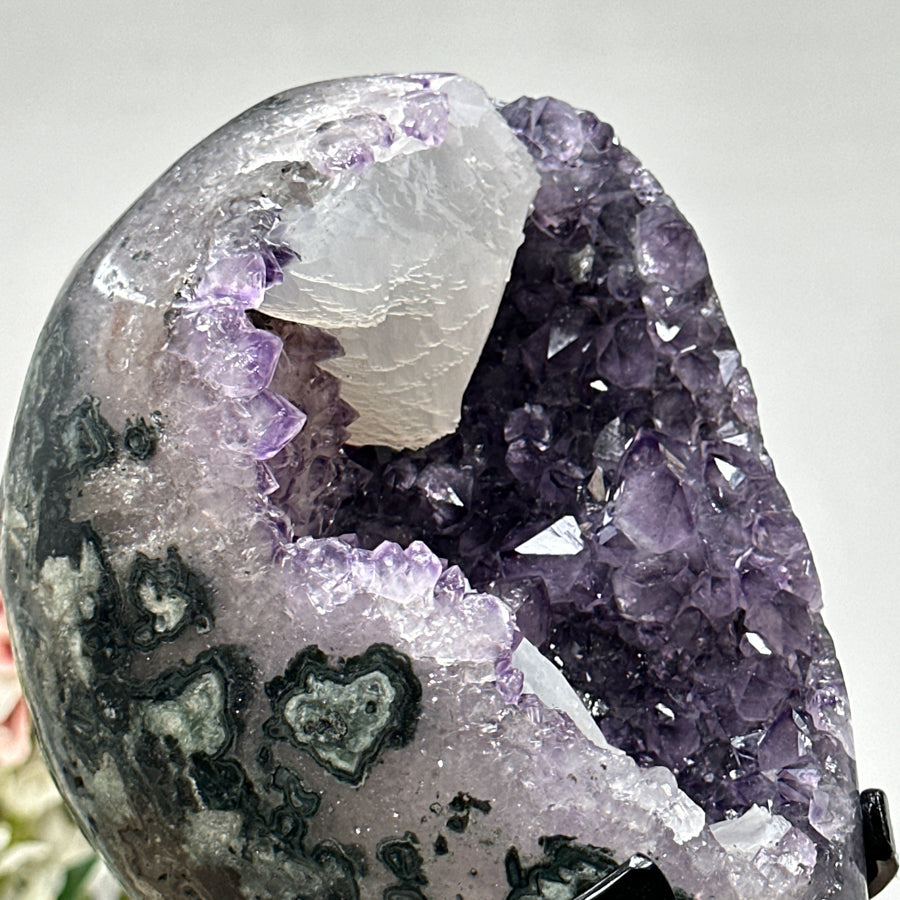 Outstaning Amethyst Geode with Calcite Formation - MWS1051