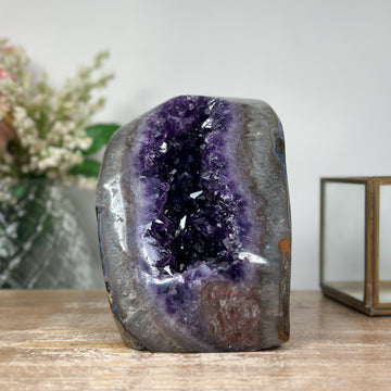 Top Amethyst & Quartz Natural Stone Geode - CBP0460