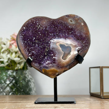 Amazing Natural Amethyst Stone Heart Carving - MWS1047