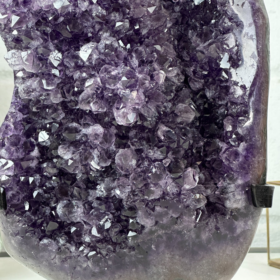 Outstaning Amethyst Stone with Huge Stalactite Formation - AWS0596