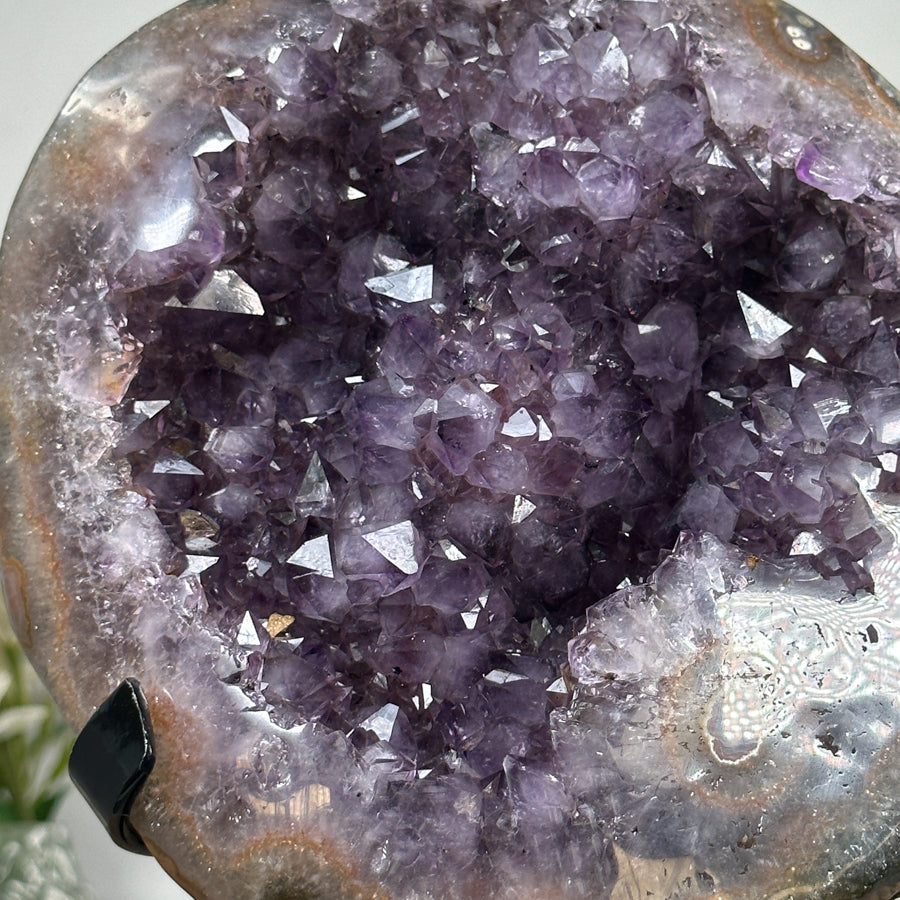 Amethyst &amp; Jasper Stone Geode - MWS1195