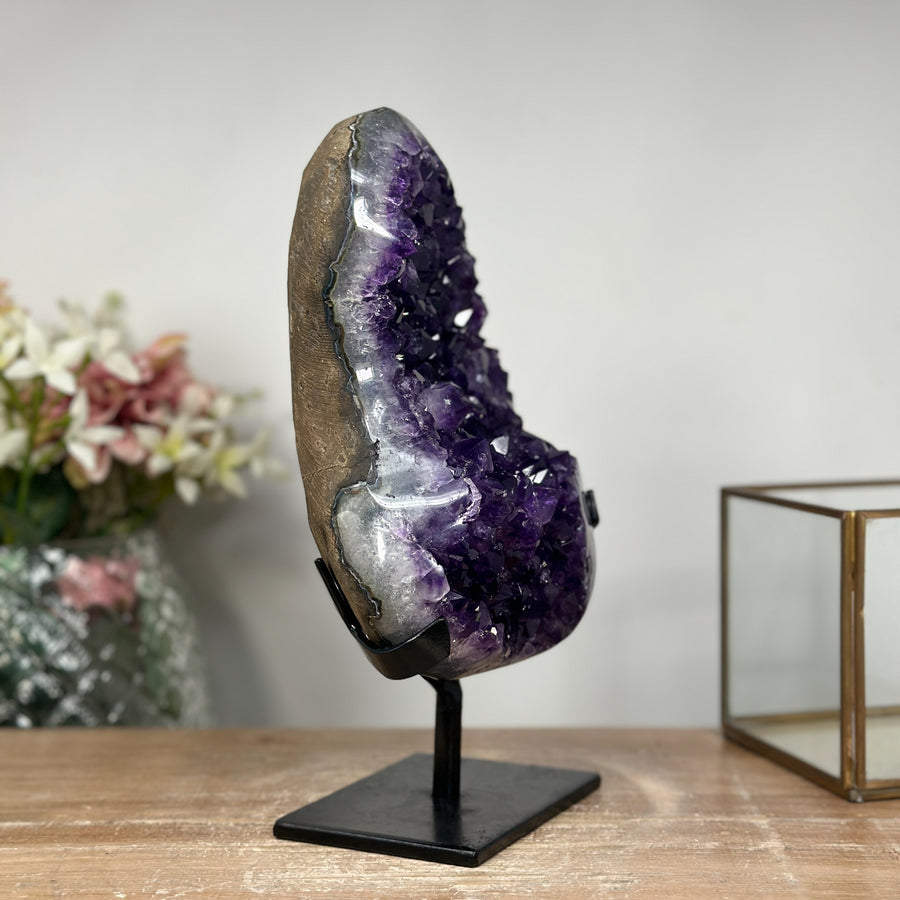 Stunning Amethyst Geode, Shinny and Big Crystals Amethyst - AWS0260