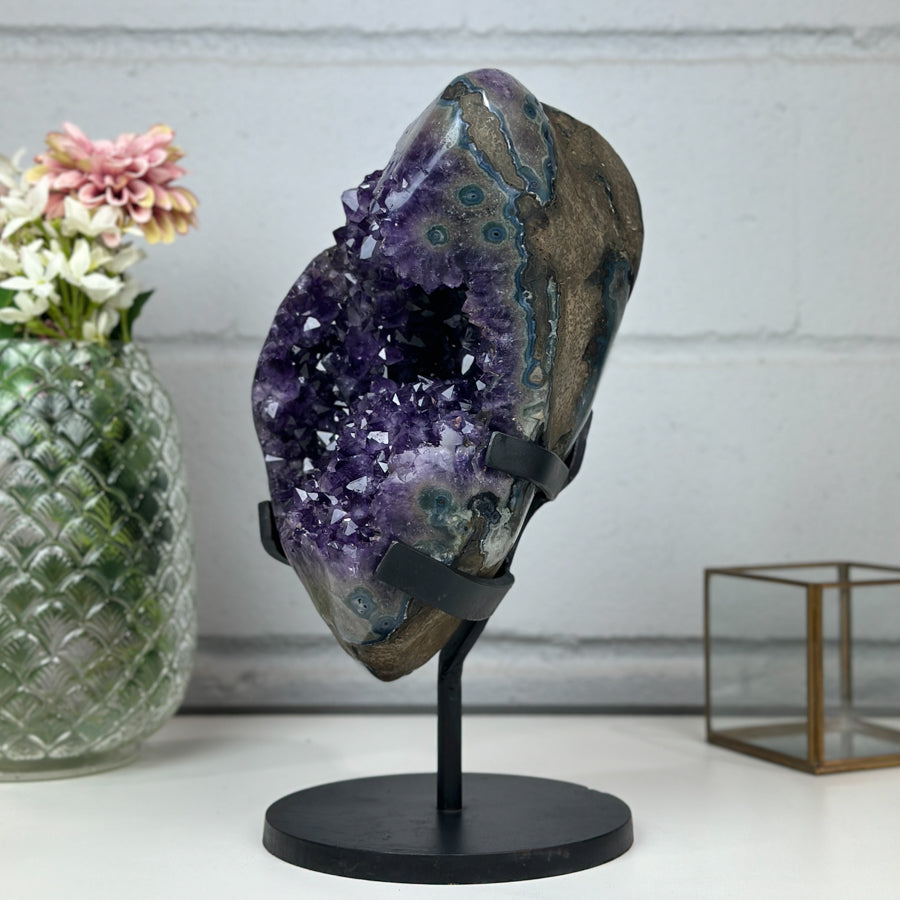 Huge Natural Amethyst Stone Geode with big and Shinny Crystals - AWS0702