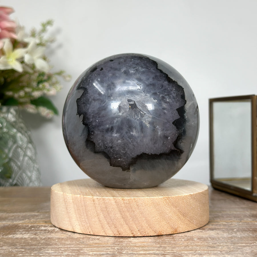 Uruguayan Quartz Sphere Collection – Ideal for Reiki, Meditation, and Home Decoration