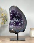 Unique Amethyst Crystal - Hand-Polished, Perfect for Spiritual Practices
