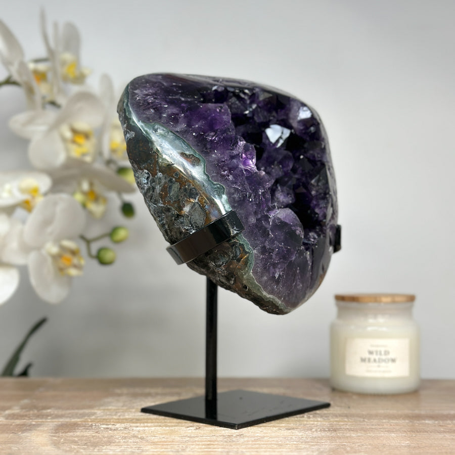 Large Natural Amethyst Geode with Large &amp; Shinny Crystals - MWS1726