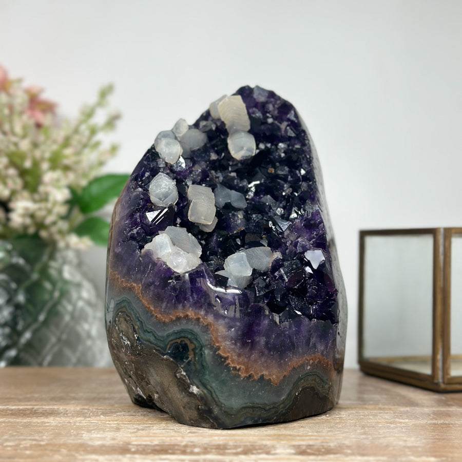 Natural Amethyst Cathedral – Enhance Your Space with the Beauty and Energy of Crystals
