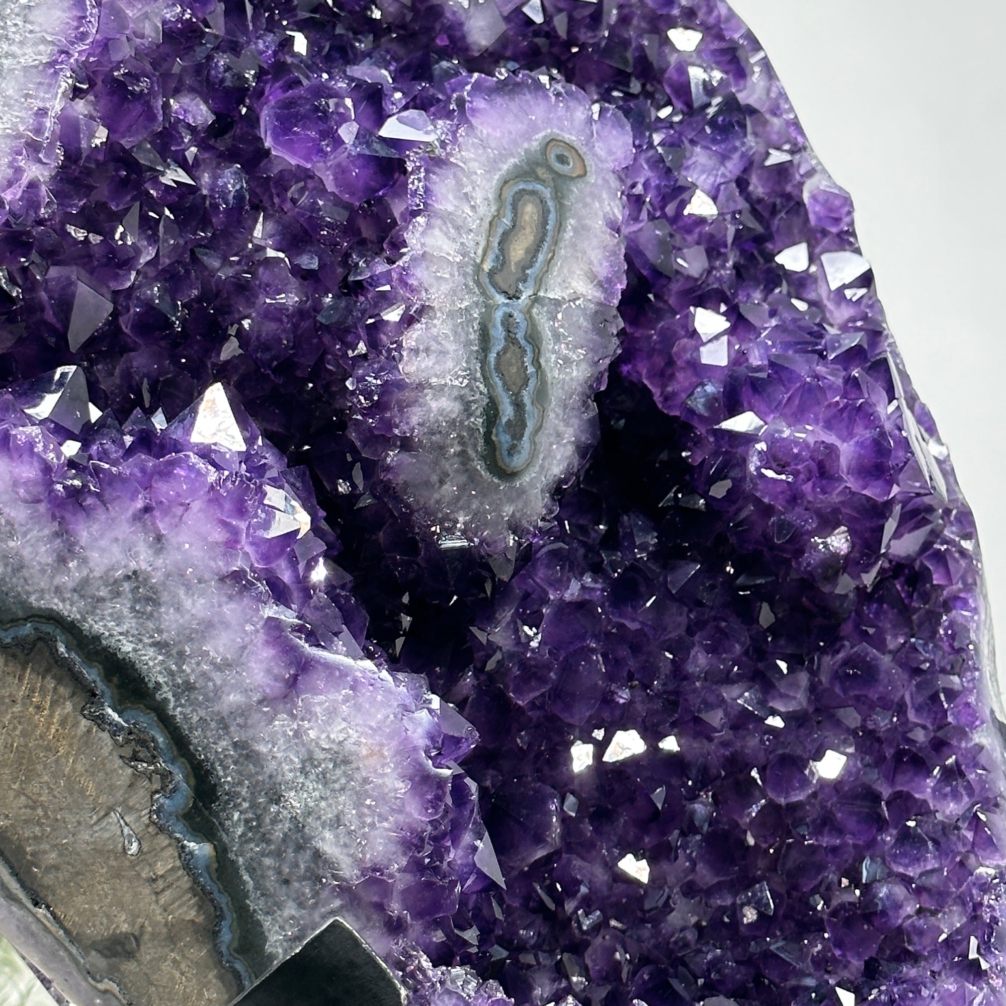 Natural Amethyst Stone Geode with Stalactite Eye Formation - AWS1254