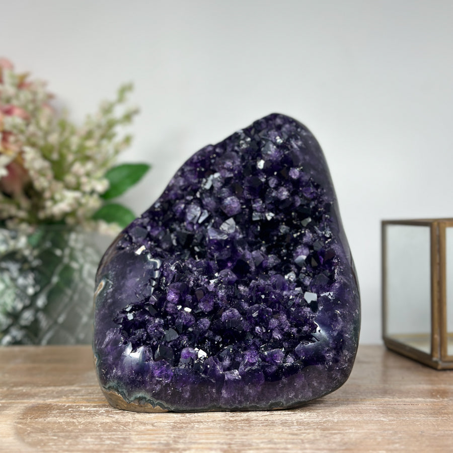 Premium Quality Amethyst, Deep Purple and Shinny Crystals - CBP0394