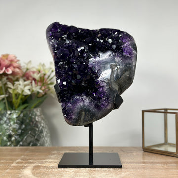 Top Quality Natural Uruguayan Amethyst Specimen, Perfect for Your Yoga and Meditation Space - MWS0975