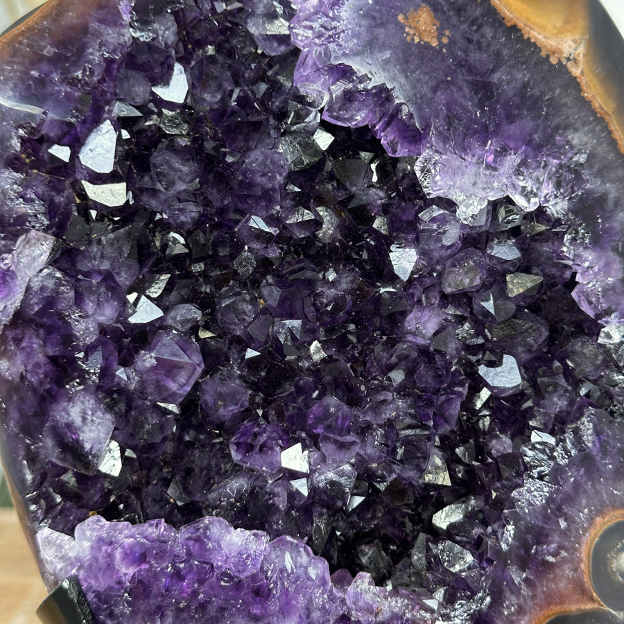 Outstanding Natural Amethyst Geode with agate Shell - MWS1735