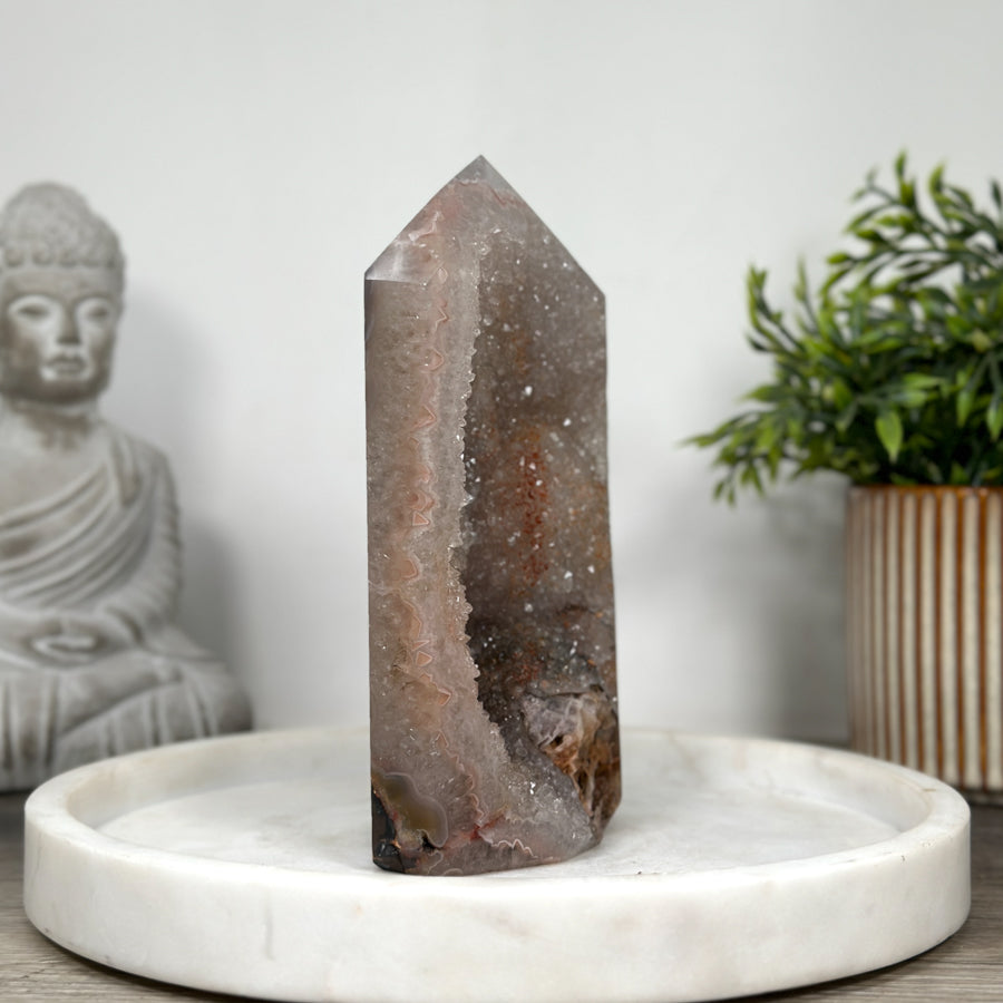 Unique Natural Quartz Stone Tower with Calcite Inclusion  - STP0160